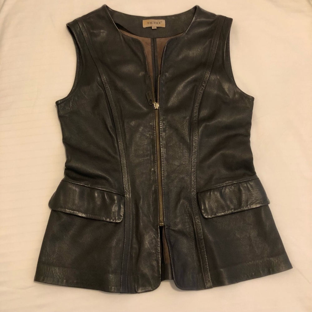 LEATHER VEST - Picture 2 of 10